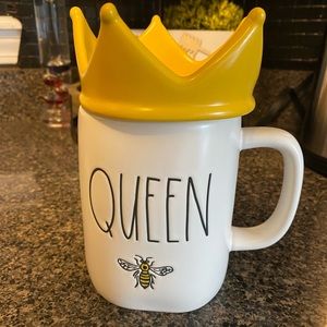 Rae Dunn Queen Bee